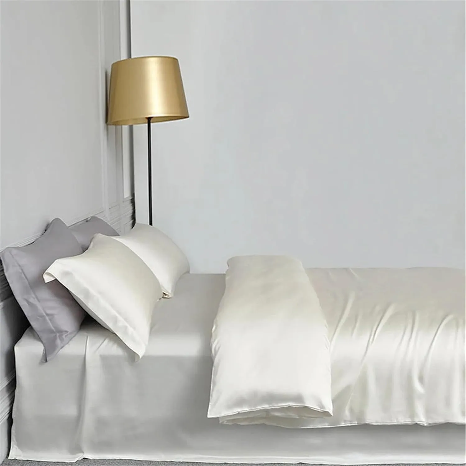 100 Percent Silk Pink Bedding Set - Women's Silky Duvet Cover, Flat Sheet, Pillowcase - Queen & King Size