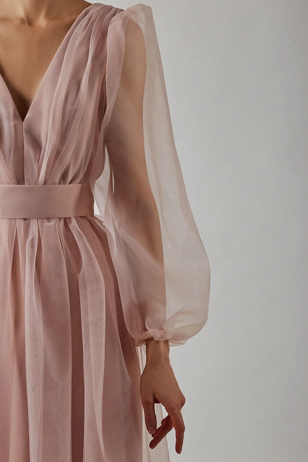 Airy mesh dress