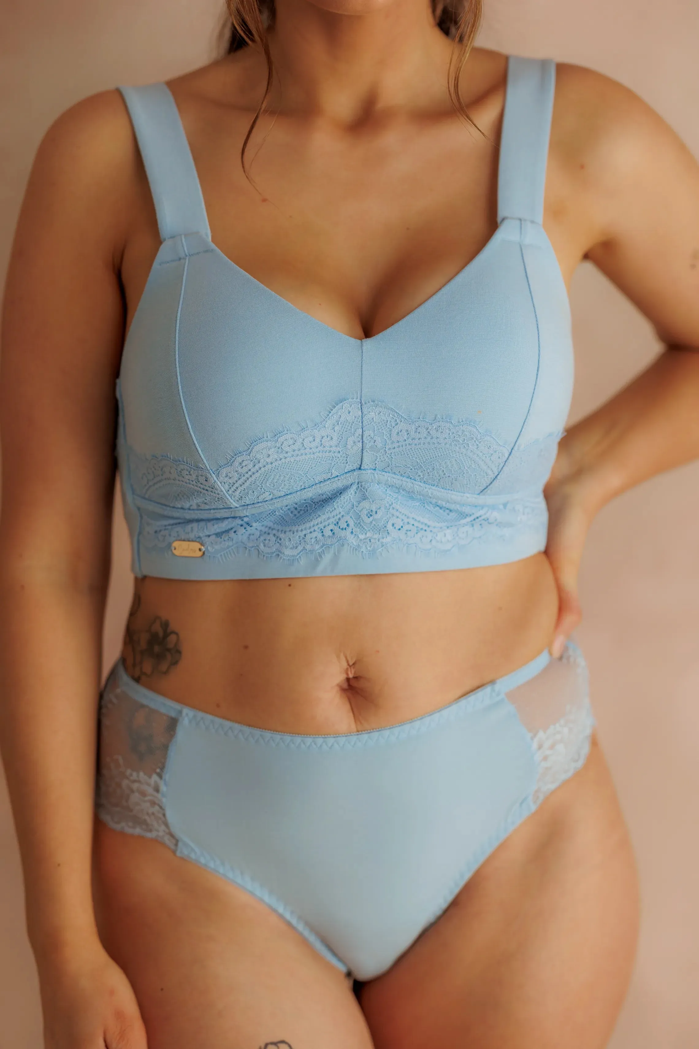 Amalie String - Airy Blue