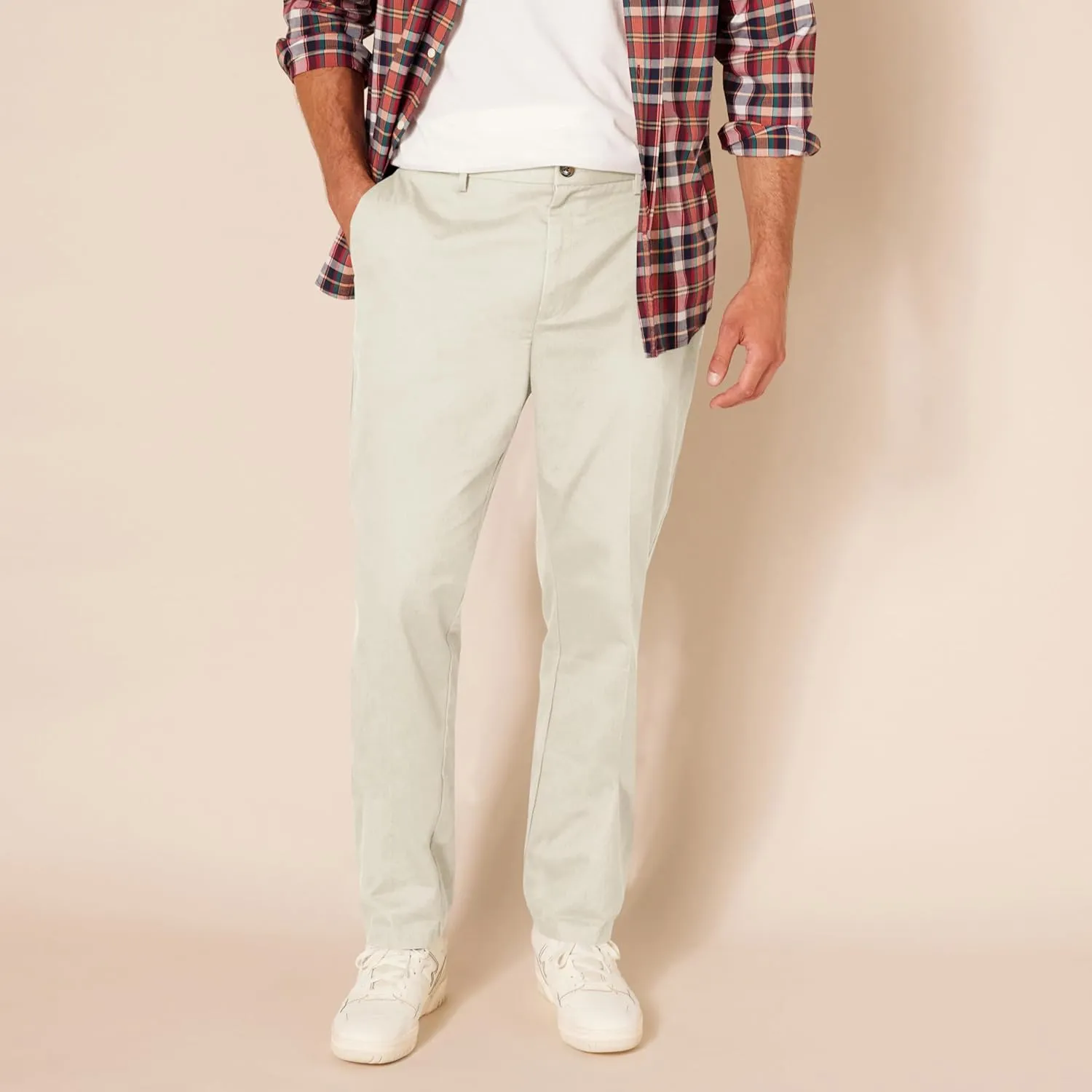 Amazon Essentials Men's Slim-Fit Wrinkle-Resistant Flat-Front Chino Pant