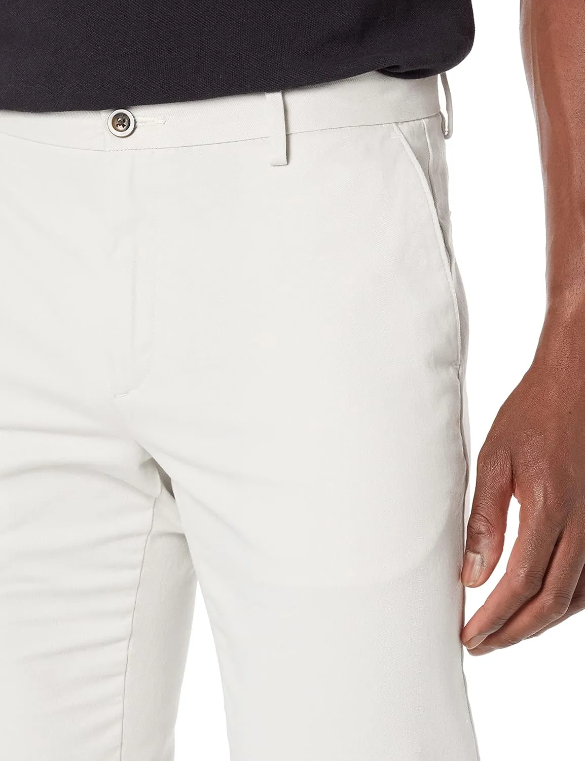 Amazon Essentials Men's Slim-Fit Wrinkle-Resistant Flat-Front Chino Pant