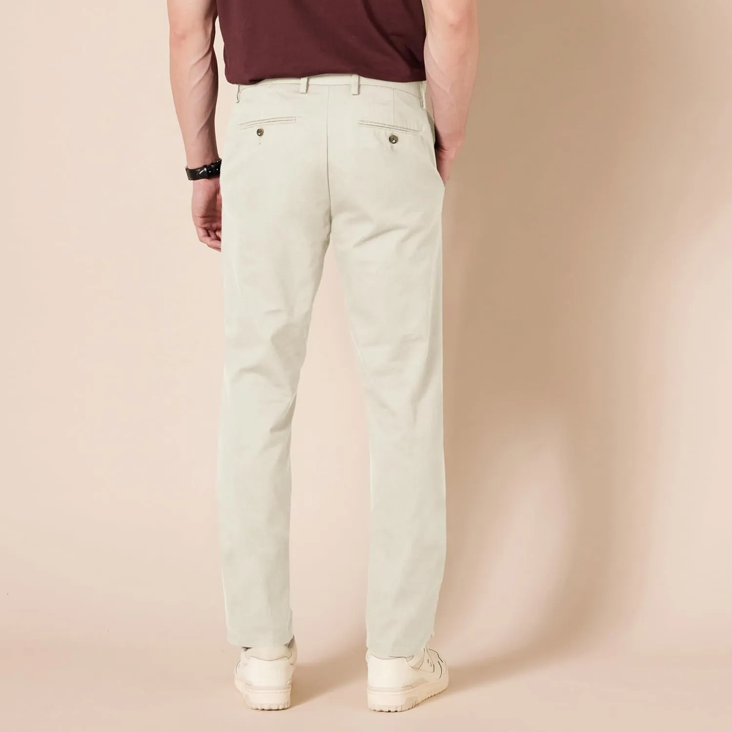 Amazon Essentials Men's Slim-Fit Wrinkle-Resistant Flat-Front Chino Pant
