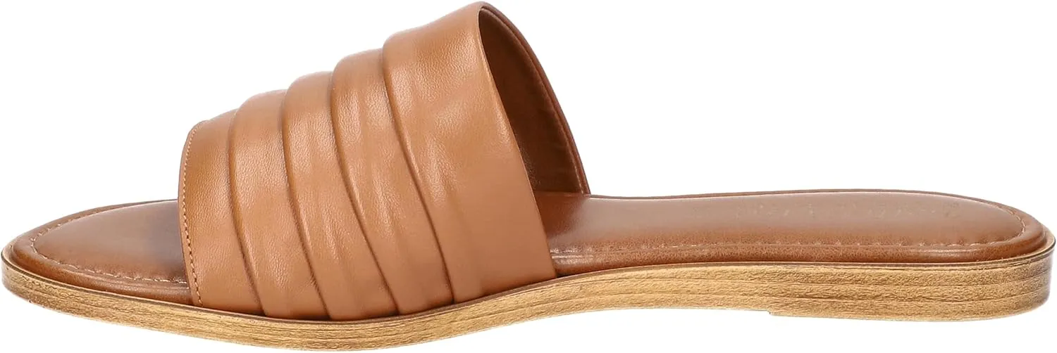 Bella Vita Women's Rya-Italy Flat Sandal