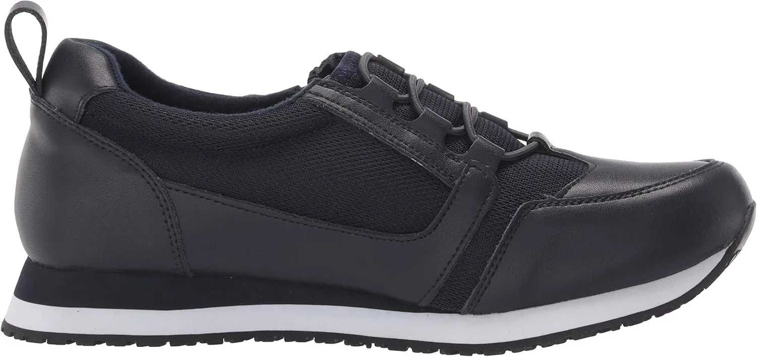by Easy Street Women's Mckinley Clog