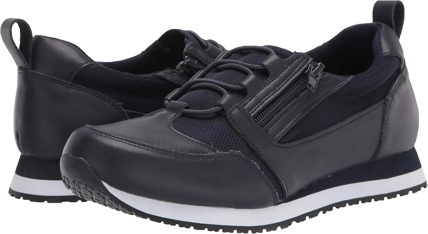 by Easy Street Women's Mckinley Clog