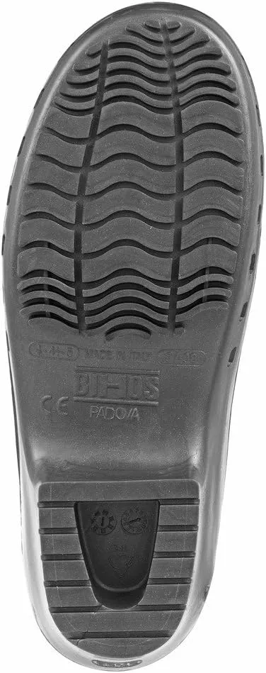 CALZURO Classic Work Clogs Without Holes - Unisex Nursing Clogs - Non Slip Shoes - Autoclavable Rubber Kitchen Shoes for Women and Men -