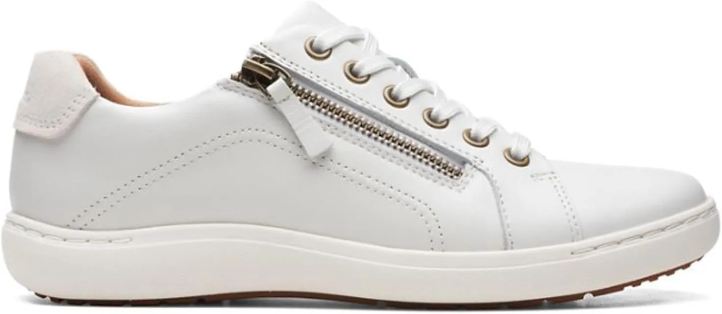 Clarks Women's Nalle Lace Sneaker