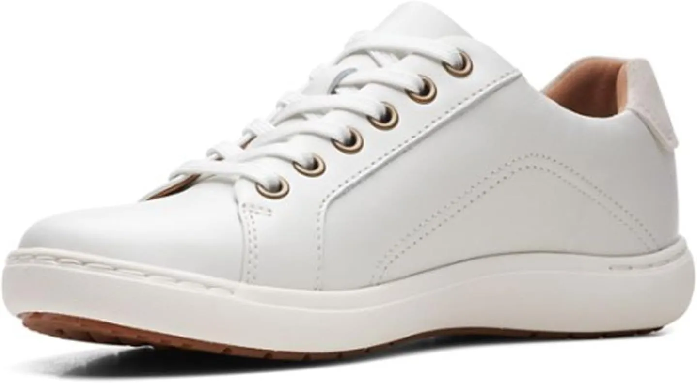 Clarks Women's Nalle Lace Sneaker