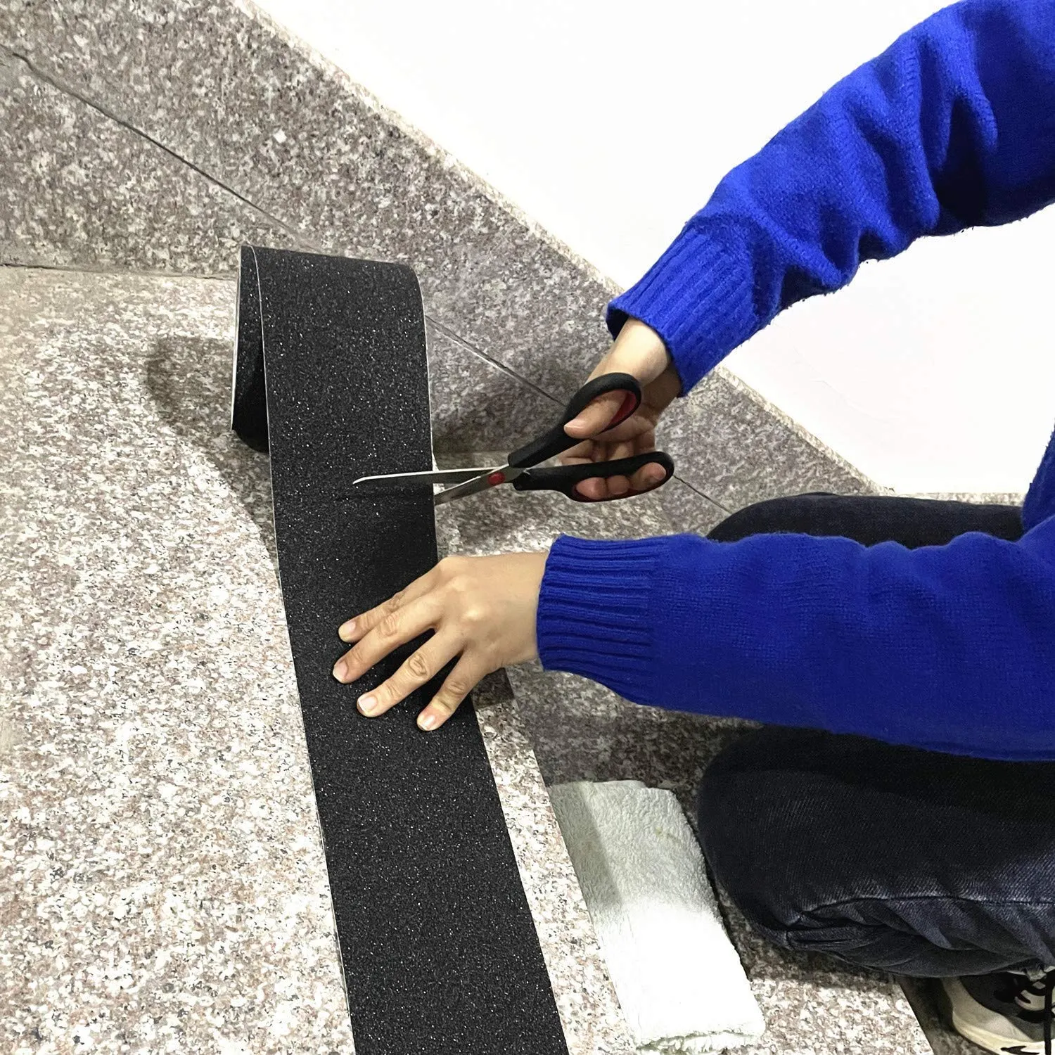 COSIMIXO 4" x 35Ft Heavy Duty Anti Slip Tape,Best 80grit Friction,Grip,Abrasive for Stairs Outdoor/Indoor Waterproof Grip Tape Safety Non Skid Tread Staircases Anti-Slip Traction Tape Black