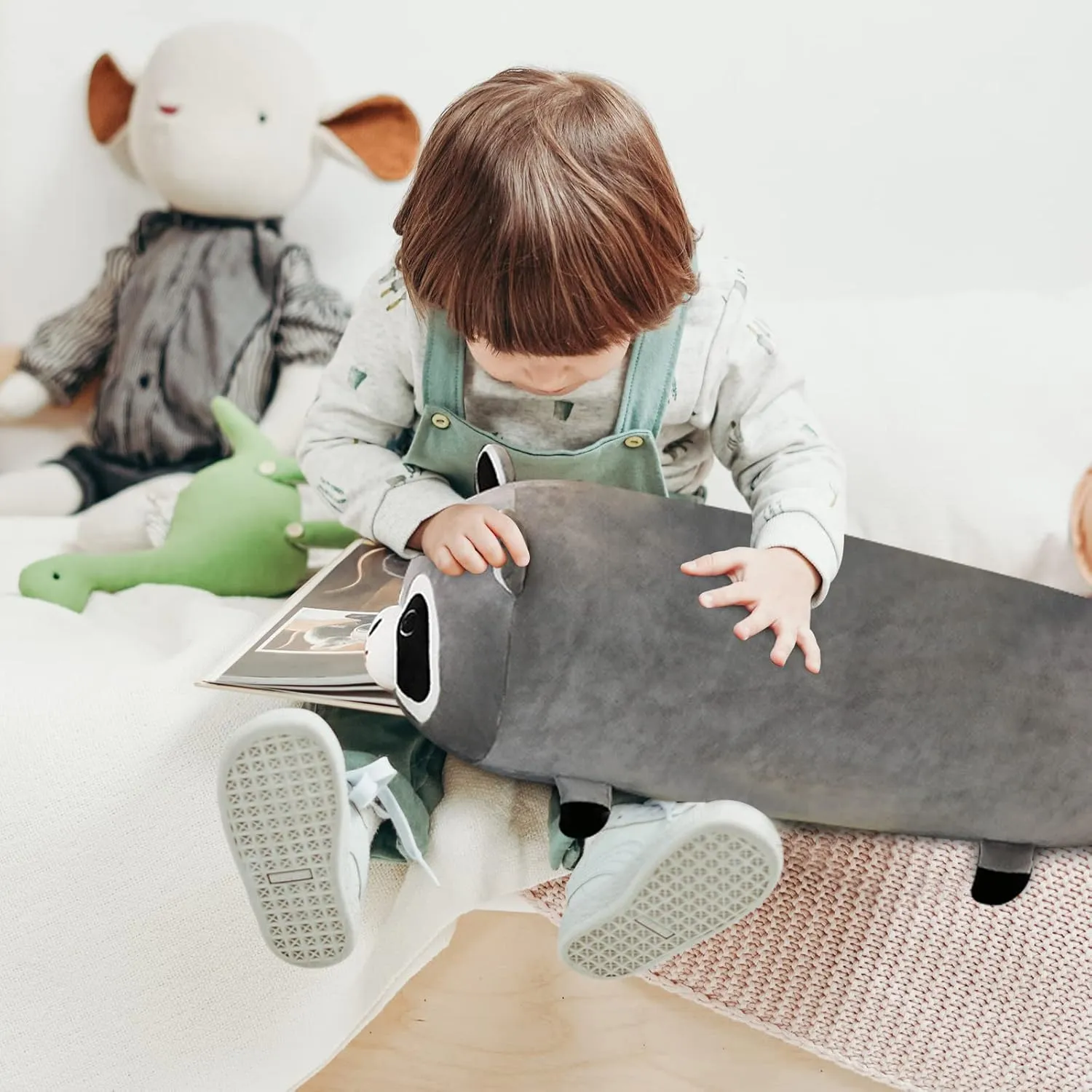 Cute Raccoon Plush Pillow, Soft Kawaii Plushies Cuddle Pillow, Cute Plushies Birthday Gifts for Kids (23 inch)