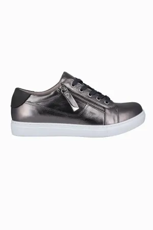 EG520 Sneakers in Pewter
