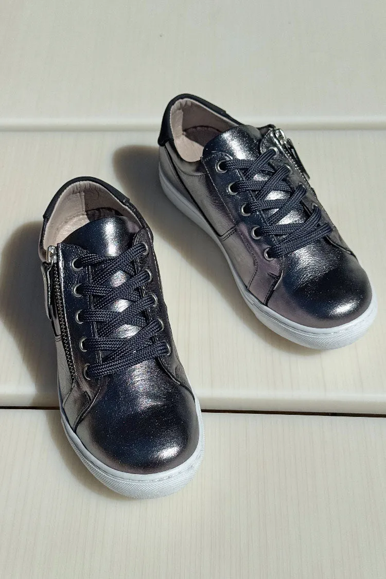 EG520 Sneakers in Pewter
