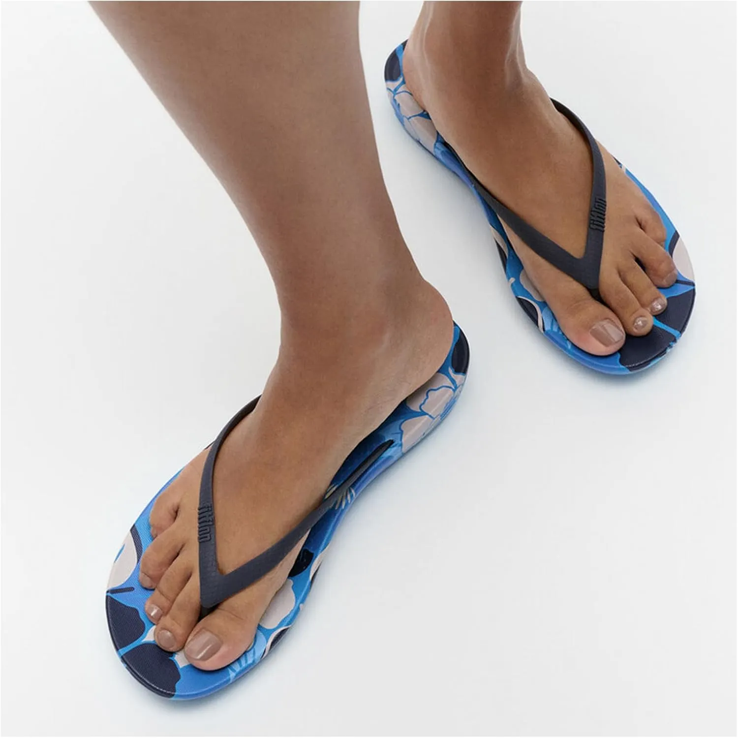 FitFlop Women's Iqushion Flowerz Ergonomic Flip-Flops Wedge Sandal