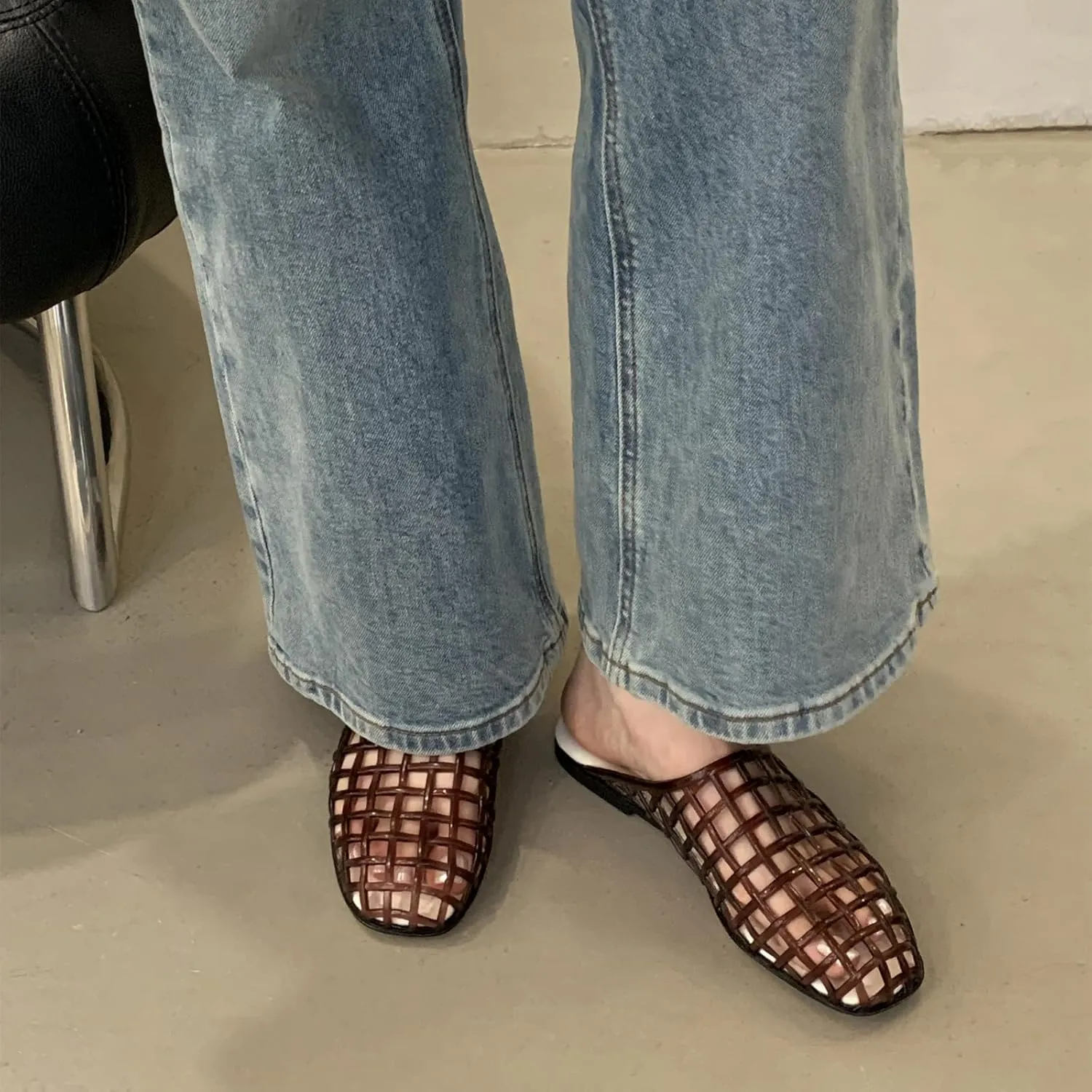 Jelly Shoes for Women Clear Hollow Jelly Mesh Slides Sandals Round Toe Slip On Summer Beach Slippers Non-Slip Jellies Mules Flats Shoes