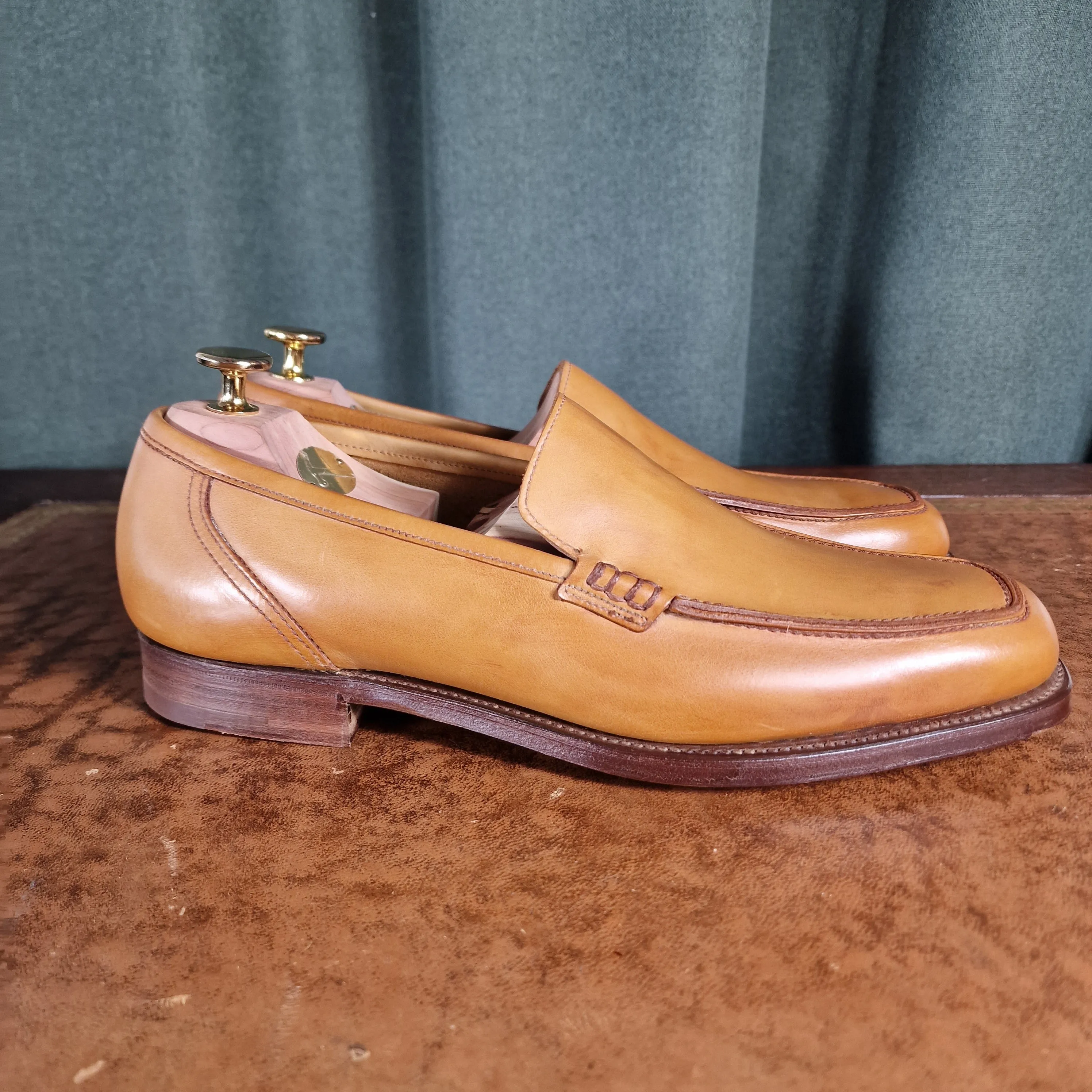 Kent Tan Calf 'Quater Rubber' (8.5E) Crockett & Jones
