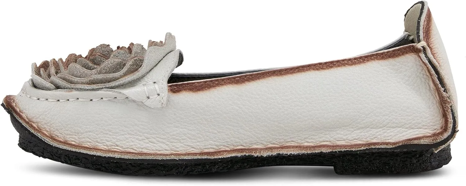 L’Artiste by Spring Step Women's Dezi Flat