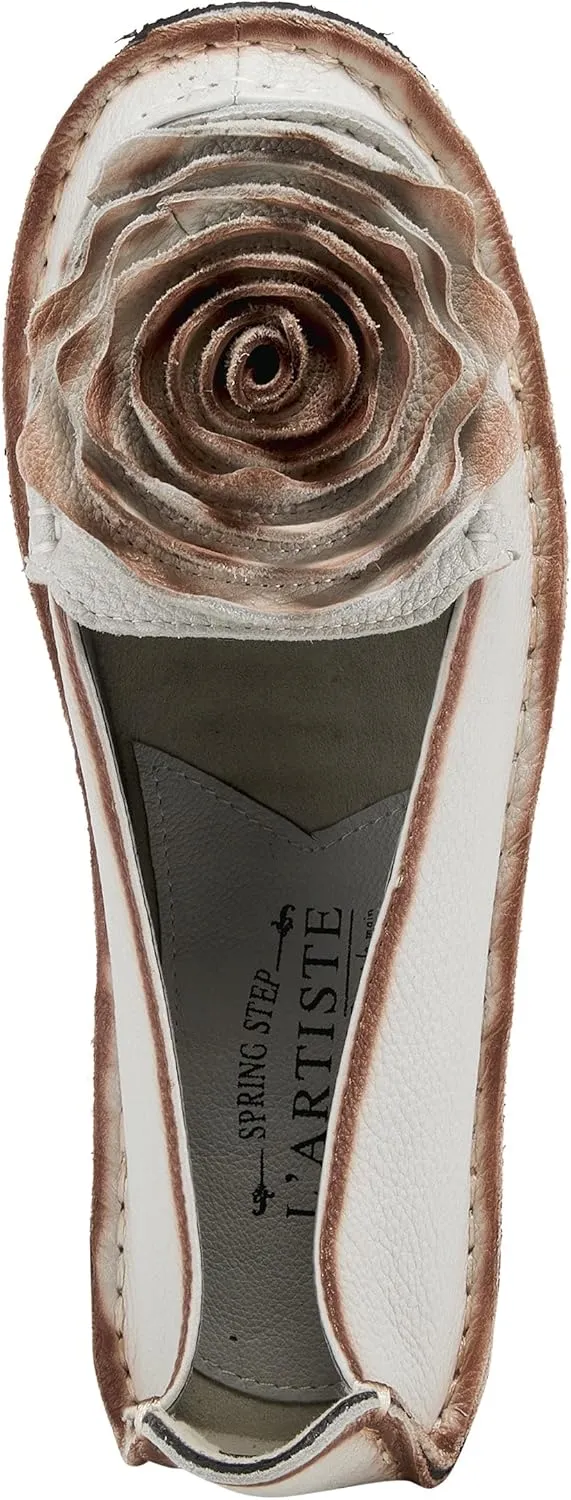 L’Artiste by Spring Step Women's Dezi Flat