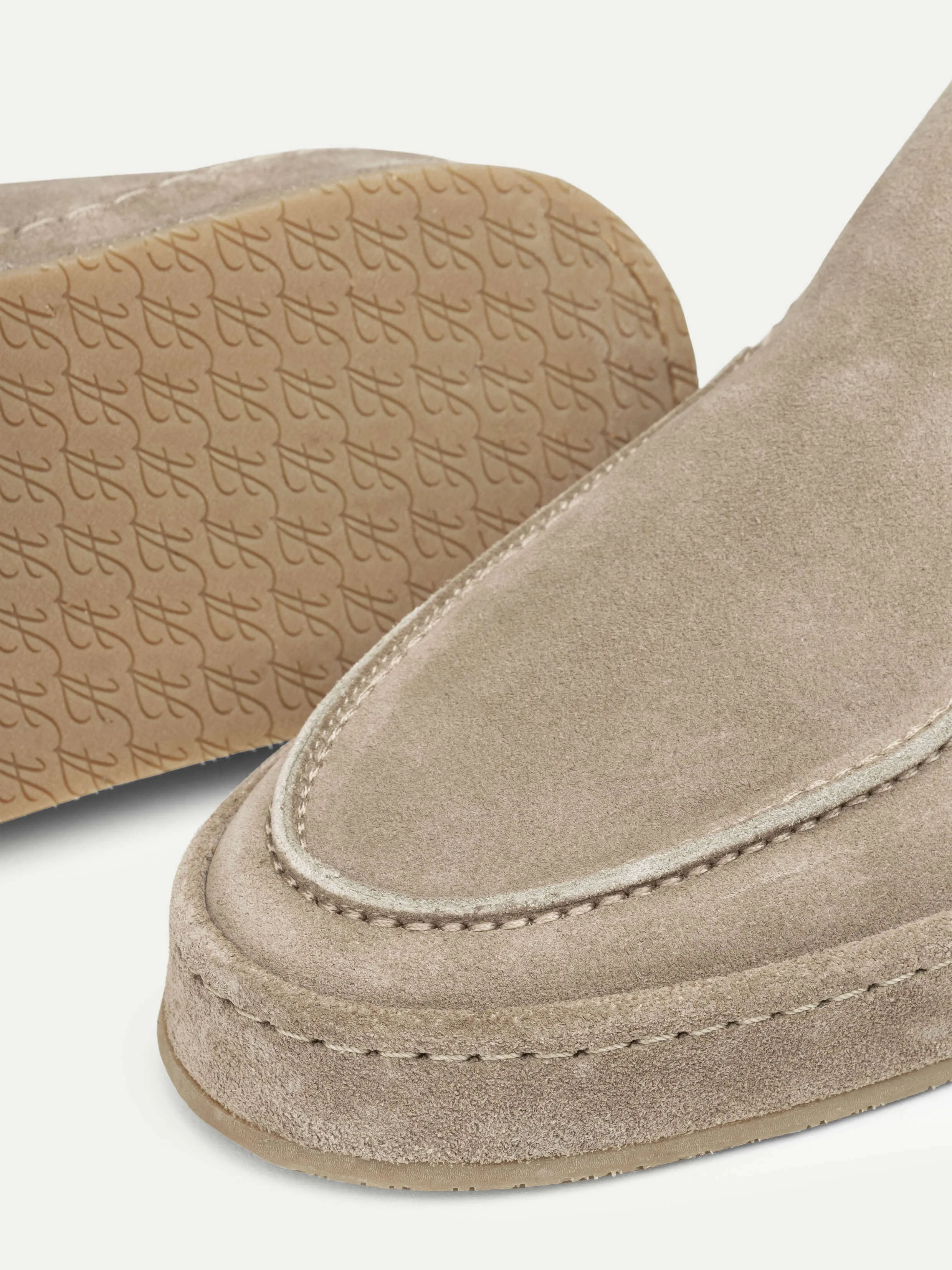 Light Grey Voyager City Loafer