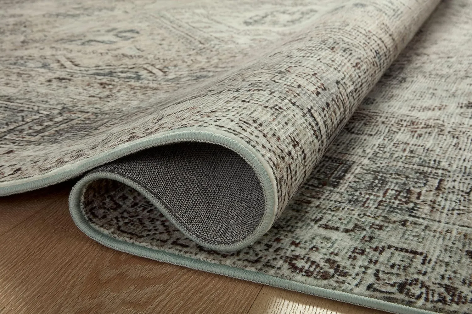 Loloi Magnolia Home by Joanna Gaines Sinclair Collection SIN-04 Natural/Sage 2'-0" x 5'-0", .25" Pile Height, Machine Washable, Accent Rug