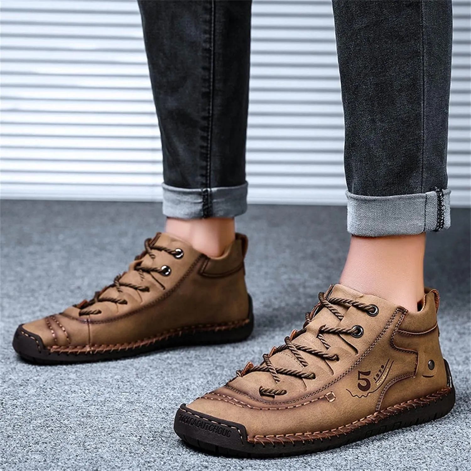 Mens Leather Tuxedo Shoes Fashion Summer and Autumn Men Leather Shoes Flat Soft Bottom Comfortable Mid Top Lace Up Casual Real Leather Shoes