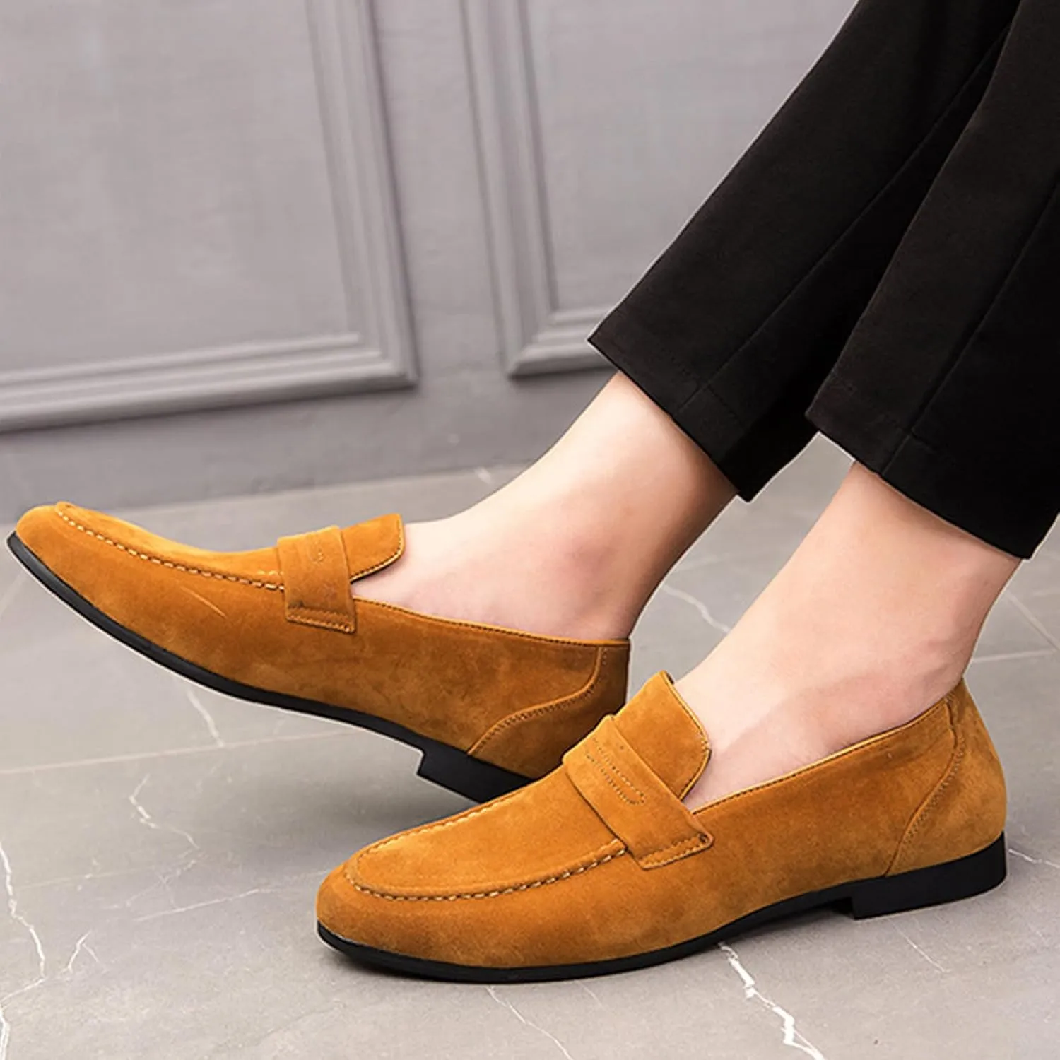 Men's Suede Handmade Low Heel Loafers Fashion Lightweight Round Toe Slip-On Flat Dress Mocassins Leisure Driving Business Penny Loafer