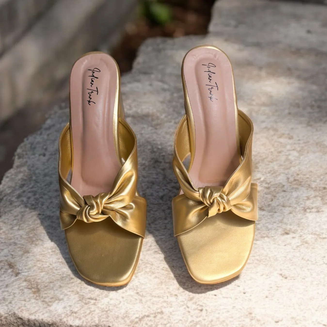 Metallic Knot Block Heels- Golden