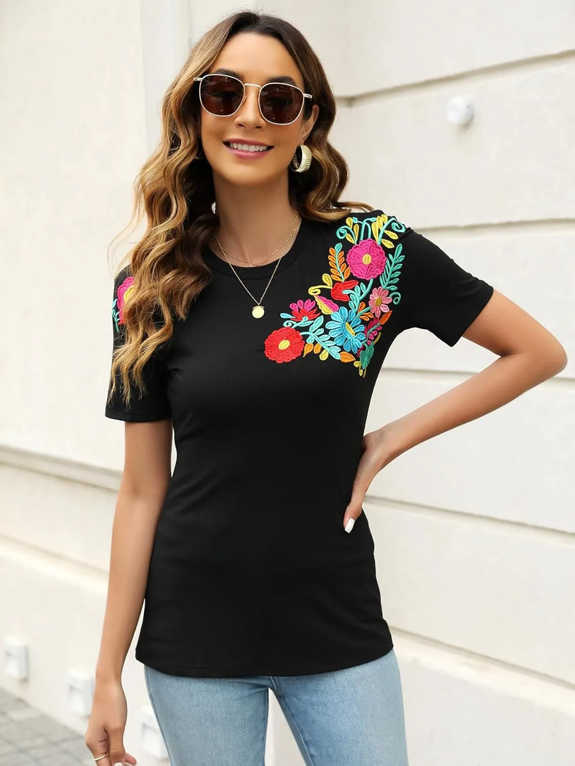 Mexican Shirts for Women Embroidered Tops Traditional Summer Blouse Women's Floral Tunic Round Neck Short Sleeve