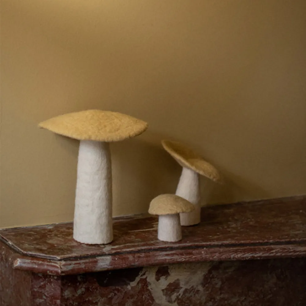 Muskhane 100% Felt Mushroom Flat Large Wheat