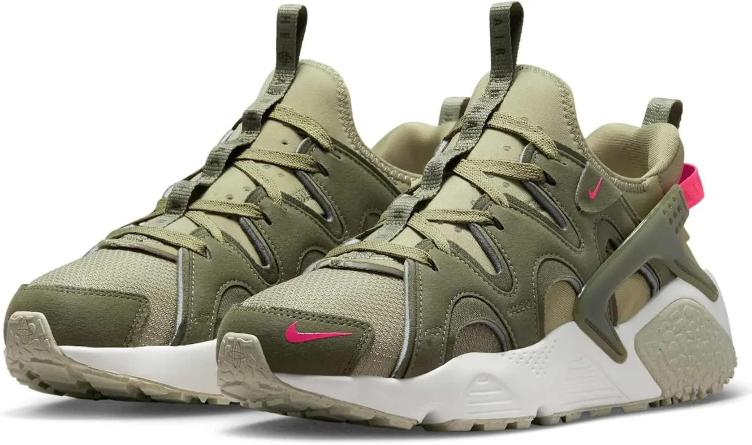 Nike Air Huarache Craft Women's Shoes (DQ8031-001,Black/White)