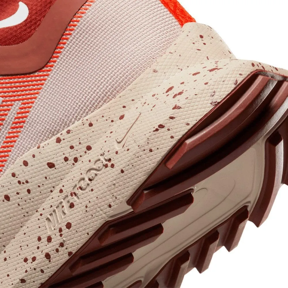 Nike Men's React Peg Trail 4 GTX Su Sneaker