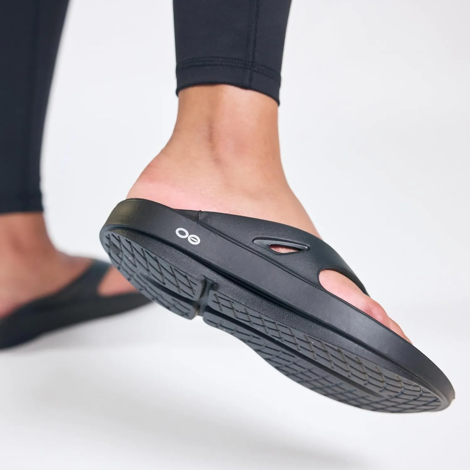 OOFOS OOriginal Recovery Sandal - Women’s and Men’s
