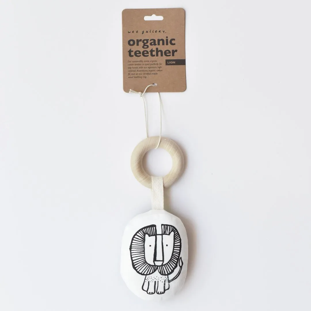 Organic teether with wooden ring - lion