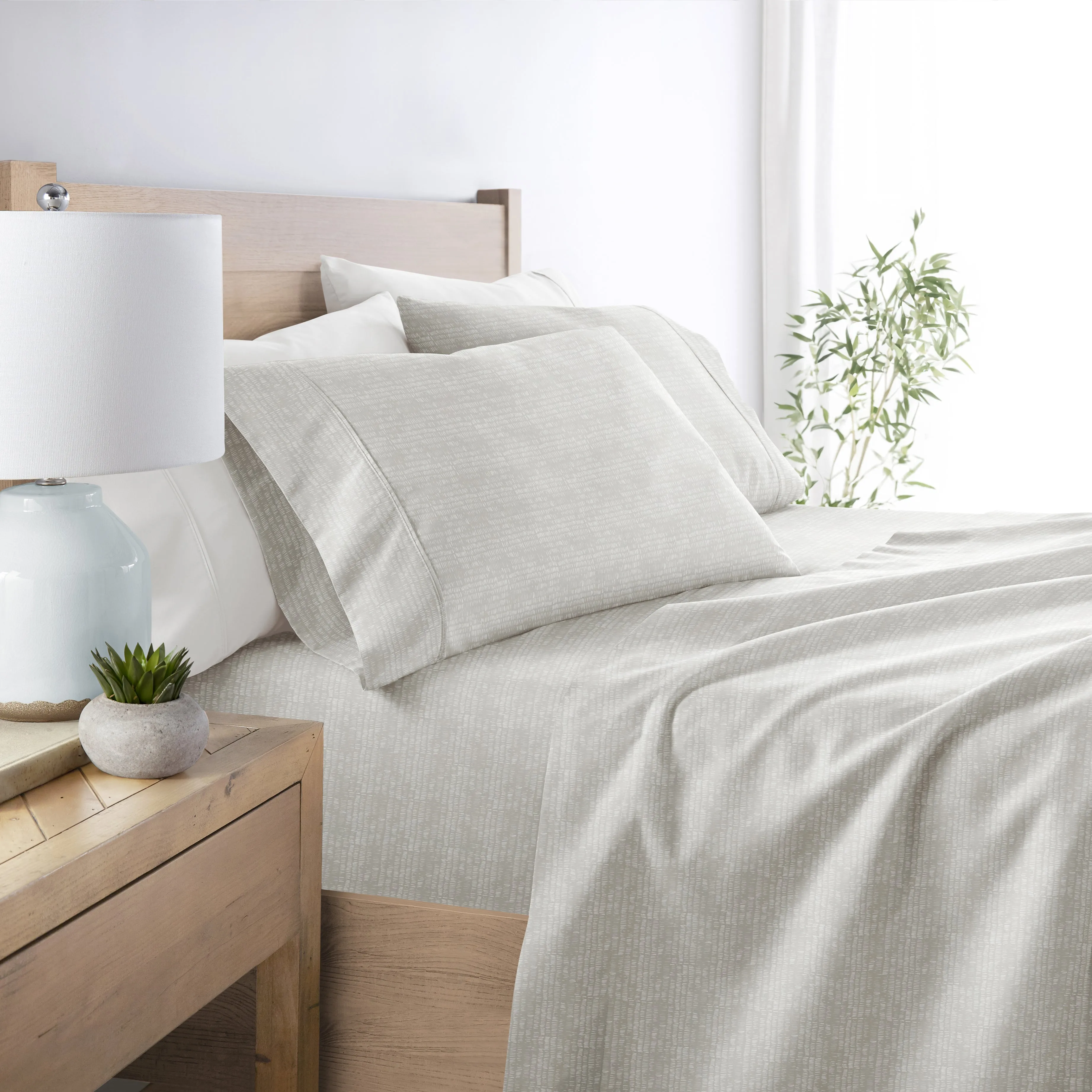 Sheet Sets in Soft Lines Patterns