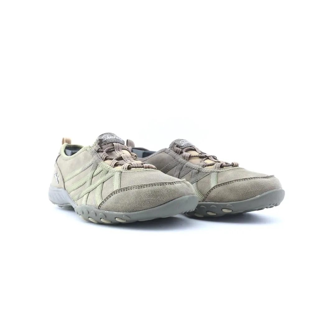 SKECHERS BREATHE-EASY