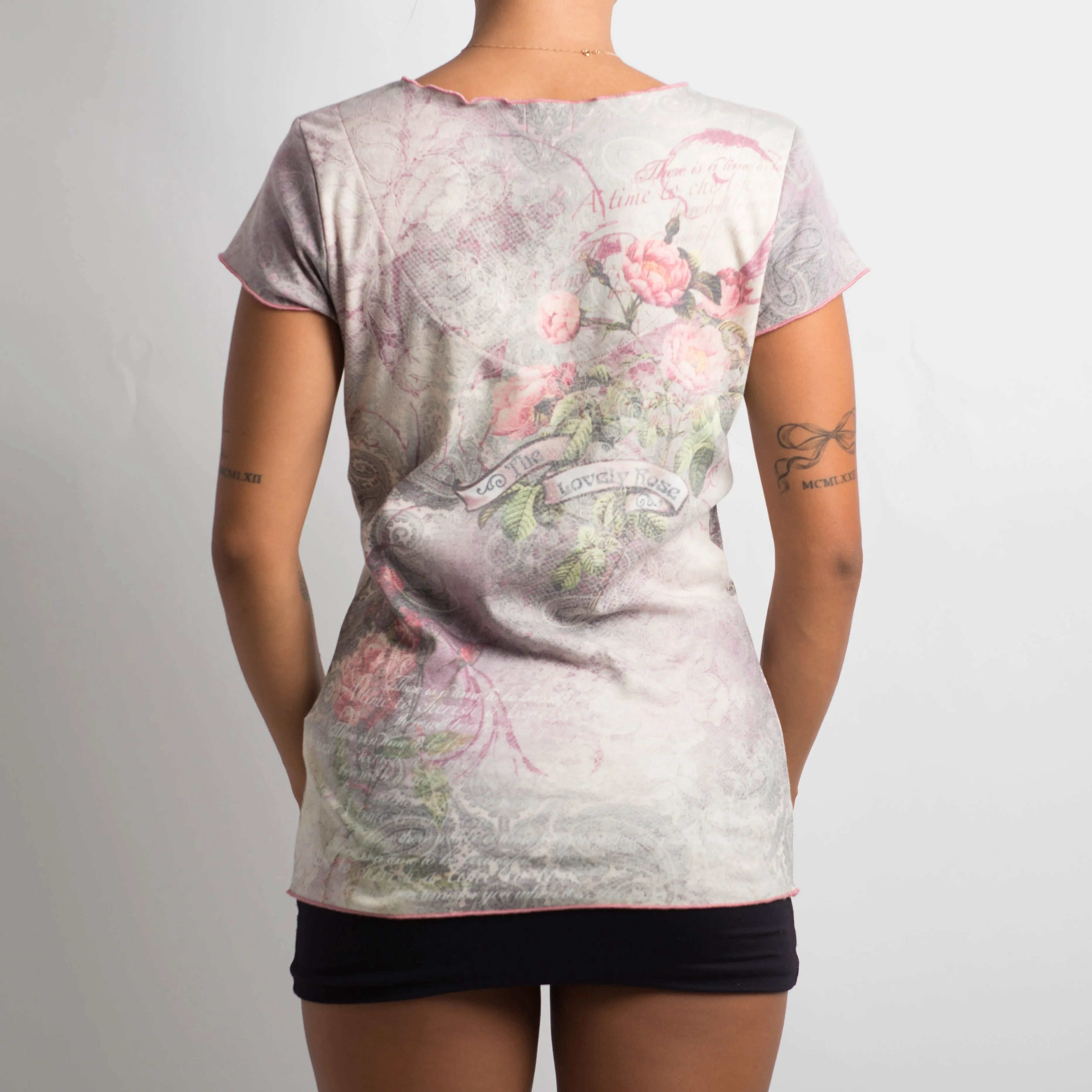 SOFT PINK GRAPHIC TOP