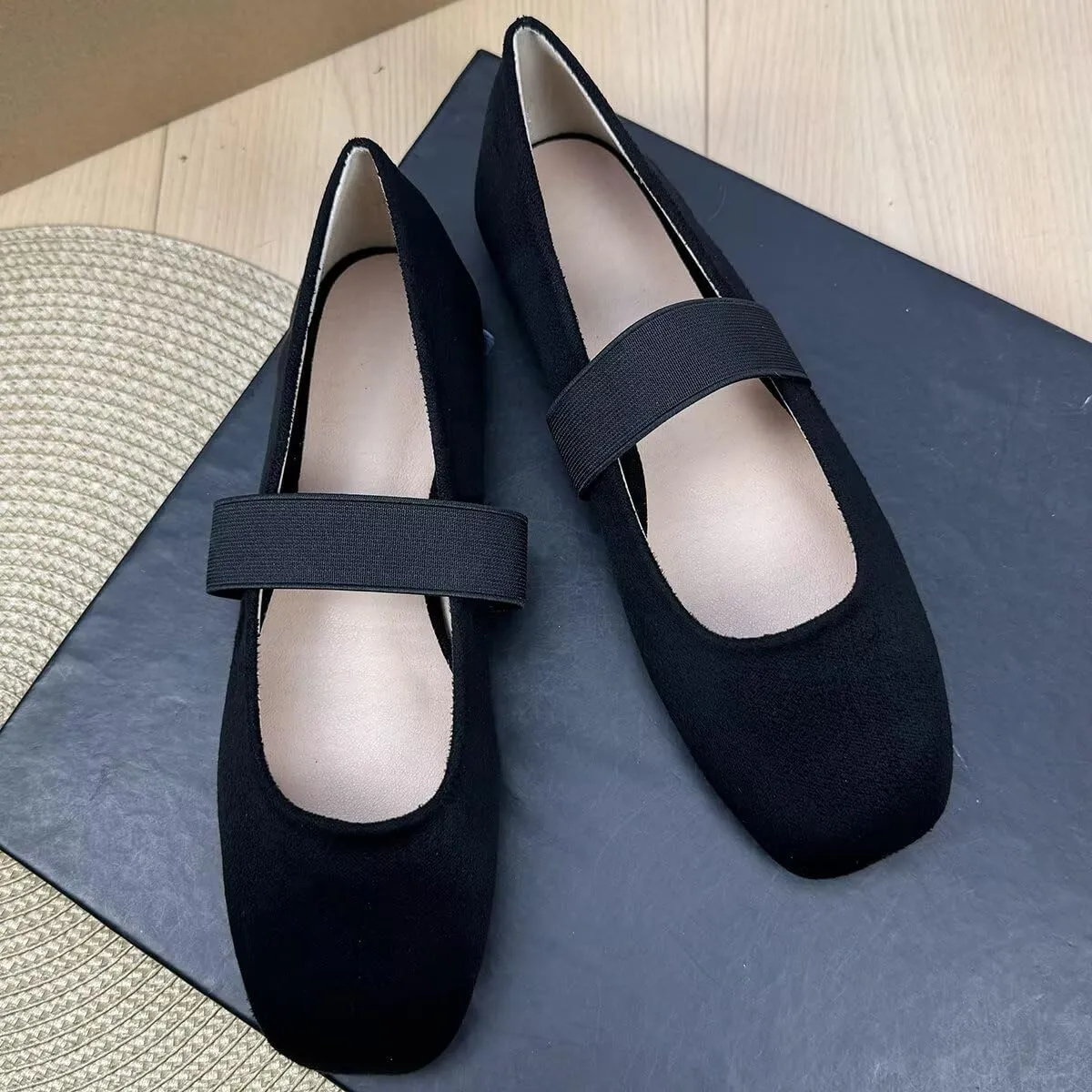 TN TANGNEST Ballet Flats for Women Soft Leather Ankle Buckle Flats Comfortable Square Toe Mary Jane Flats