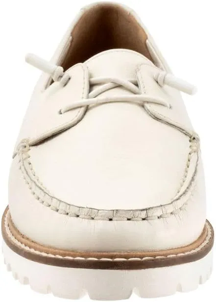 Trotters Women's Farah Loafer Flat