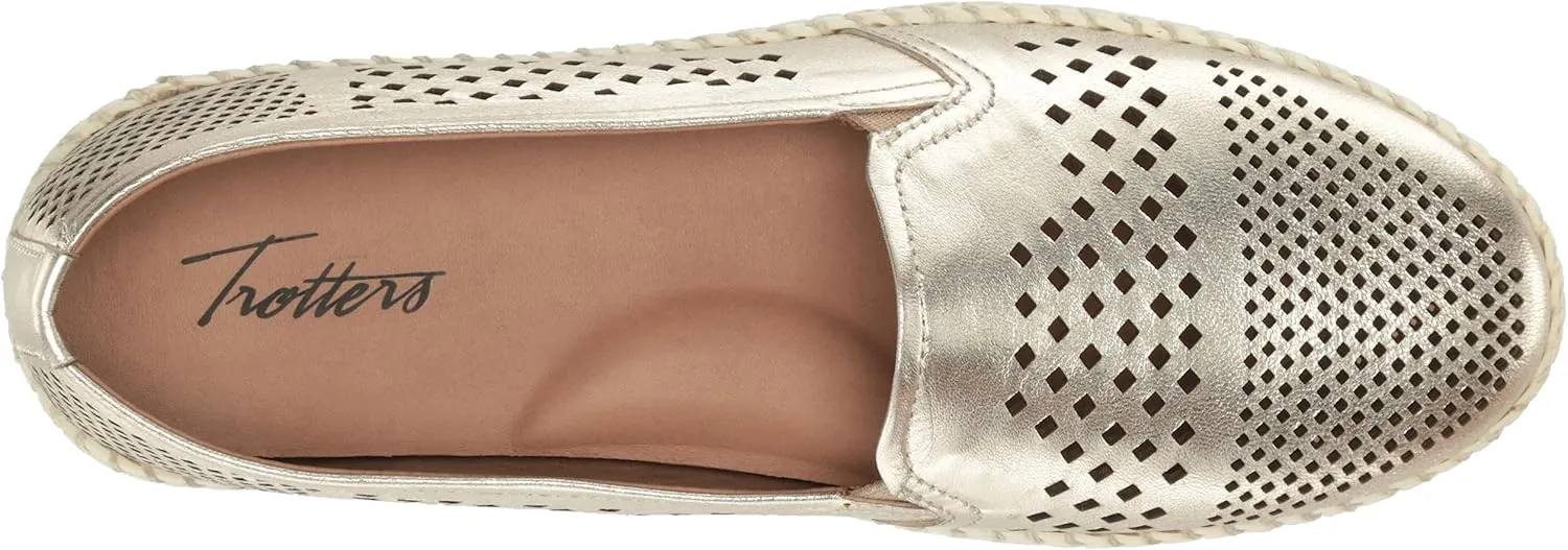 Trotters Women's Royal Loafer