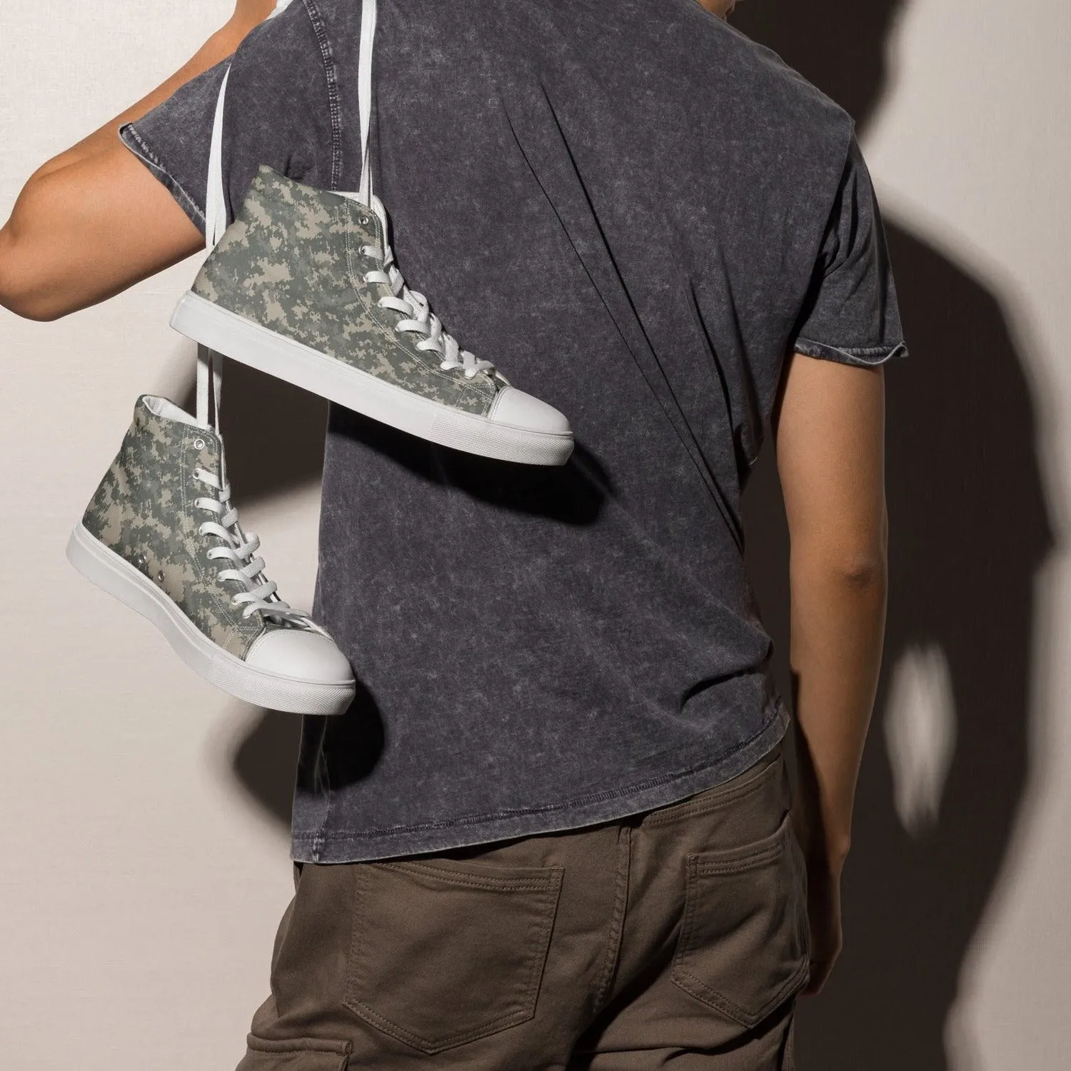 UCP Men’s Sneaker Hi