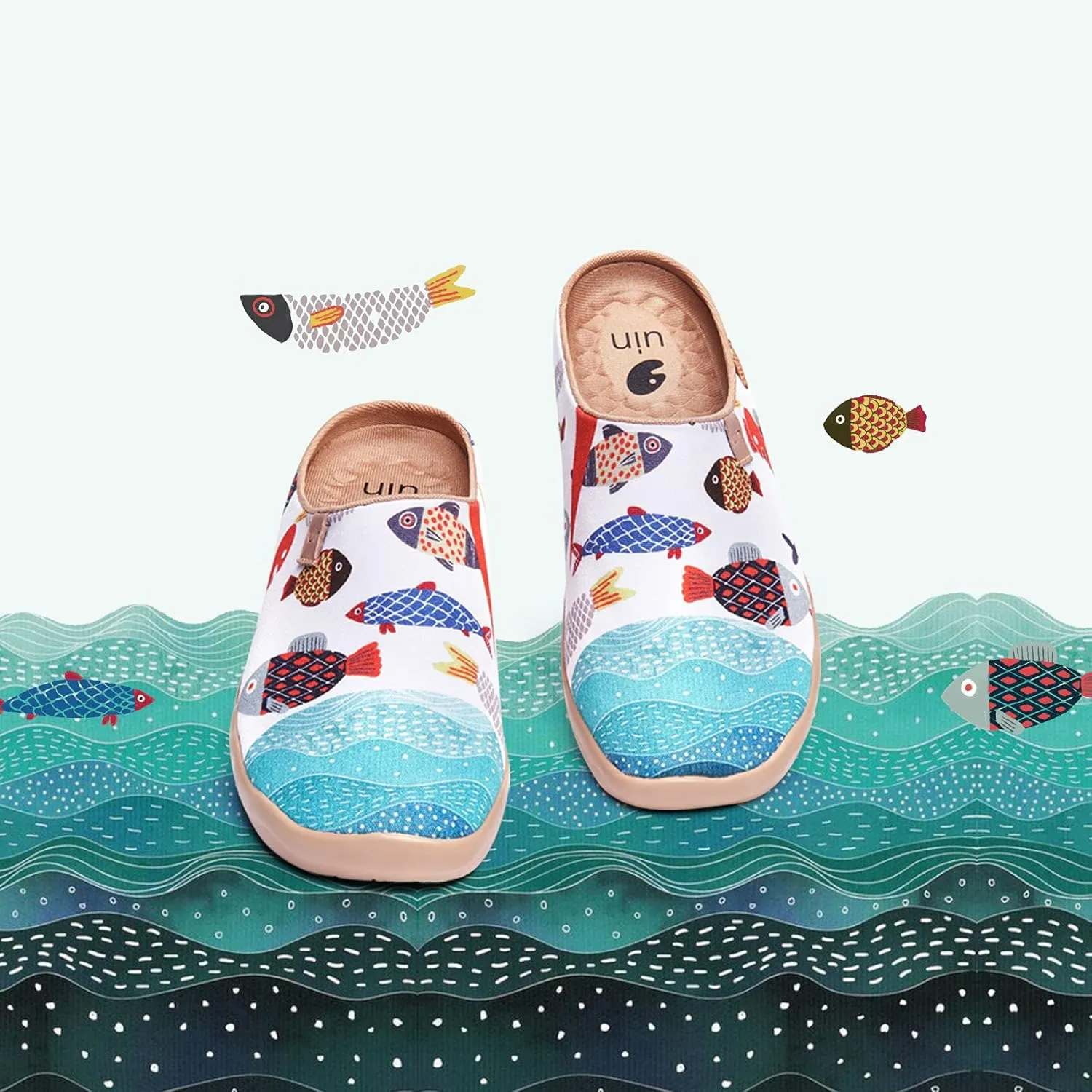 UIN Women's Slip On Mules Comfortable Flat Lightweight Wide Toe Clog Casual Art Painted Travel Shoes Malaga Series