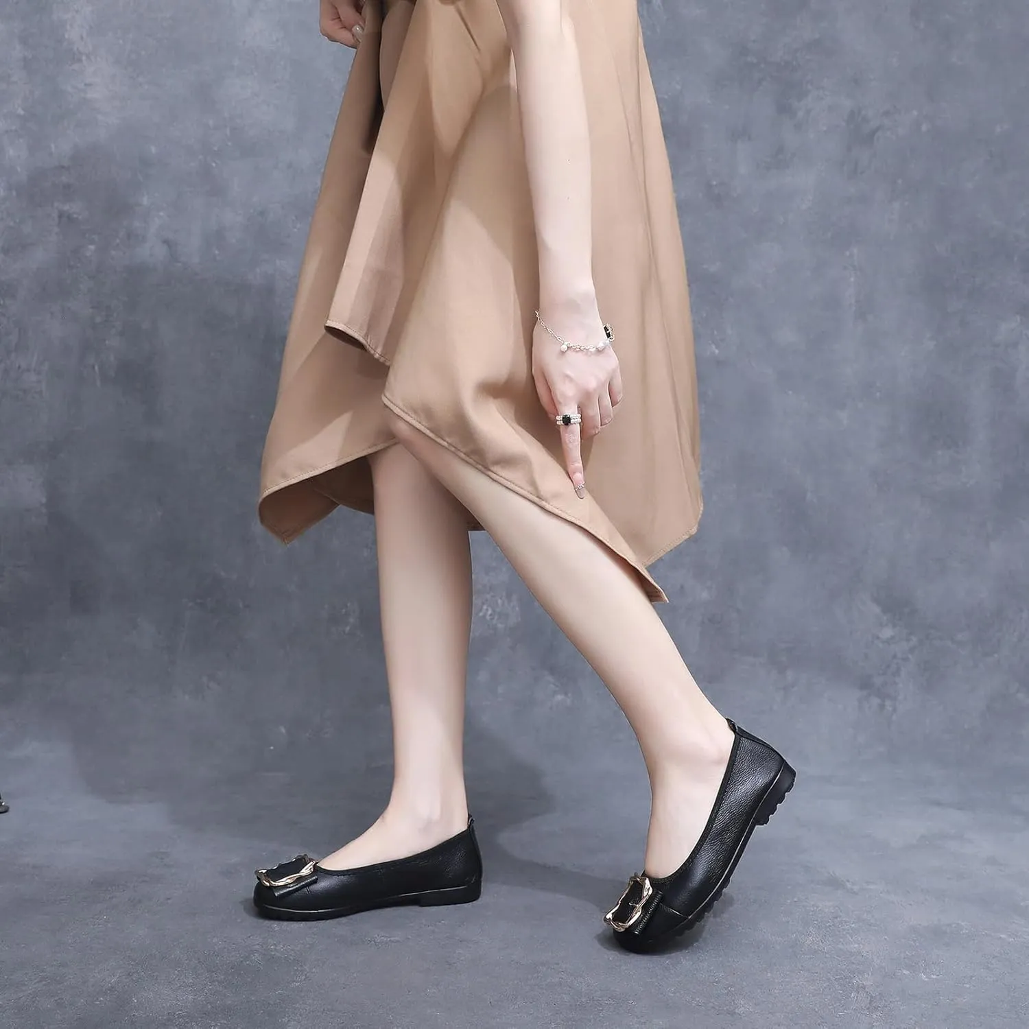 Women's Genuine Leather Ballerinas Fashion Metal Buckle Soft Flat Pumps Shoes