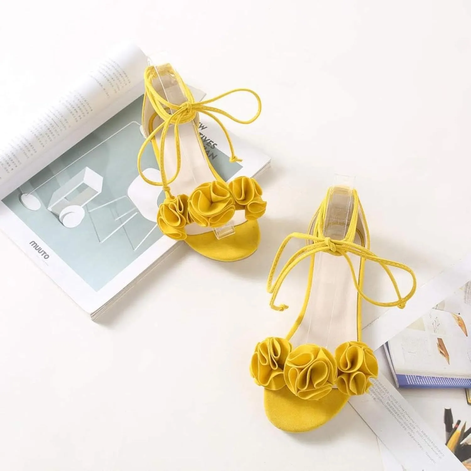 Women's Lace up Flat Sandals Sweet Flower Toe Summer Beach Flat Shoes