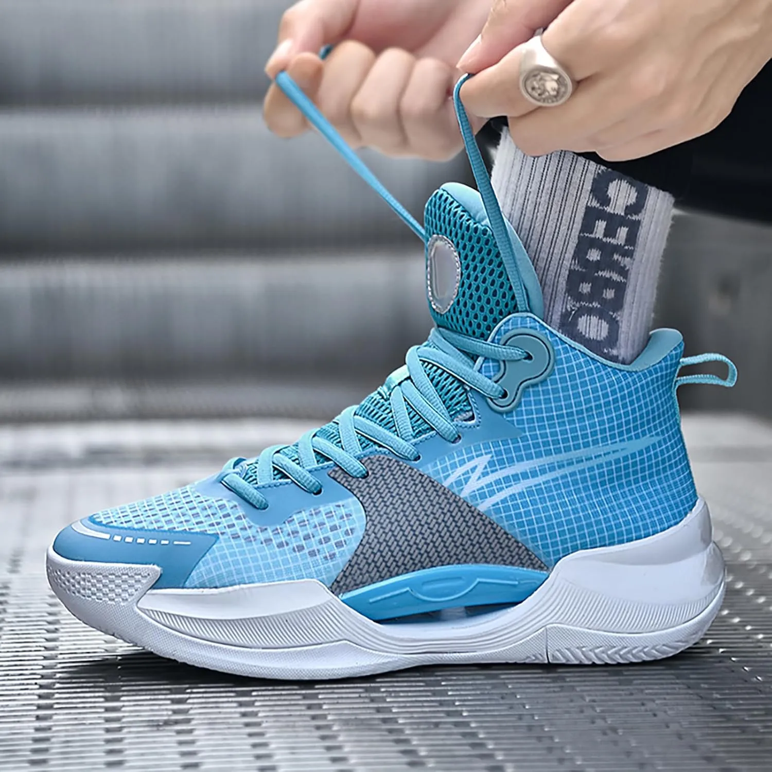 Womens Mens Basketball Shoes Fashion Athletic Sneakers Breathable Leightweight Non Slip High Top Outdoor Sport Shoe