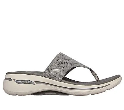 WOMEN'S SKECHERS GOWALK ARCH FIT - WEEKENDER