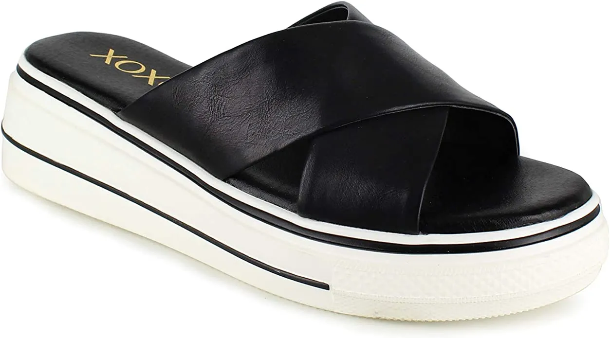 XOXO Women's OLEEN Sandal, Black, 7.5